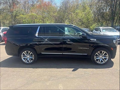 2022 GMC Yukon XL Denali