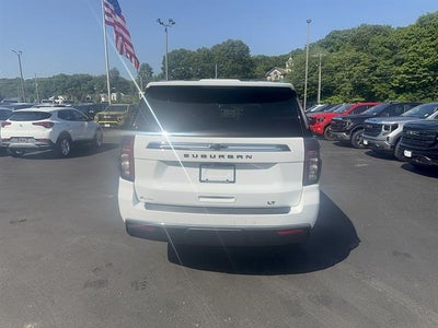 2022 Chevrolet Suburban LT