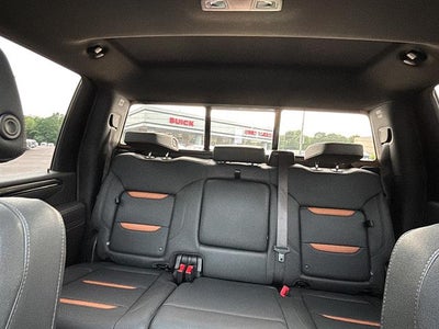 2025 GMC Sierra 2500 HD AT4