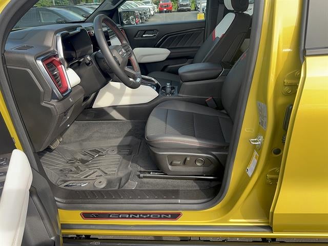 2023 GMC Canyon AT4X