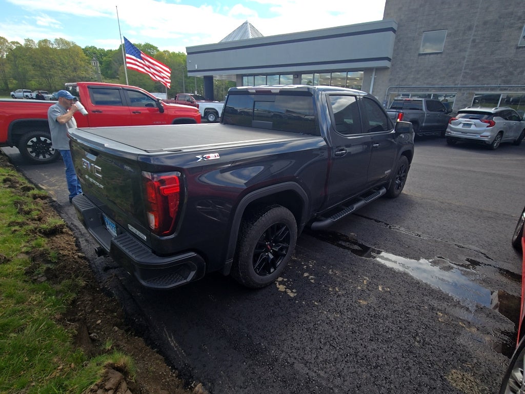 2023 GMC Sierra 1500 Elevation
