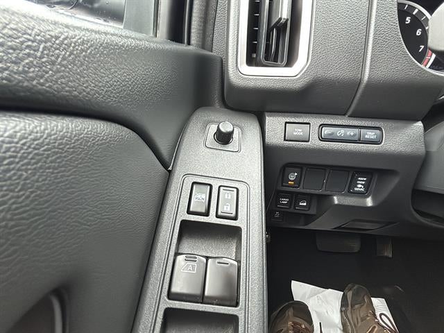2025 Nissan Frontier Crew Cab Long Bed SV 4x4