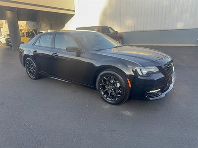 2022 Chrysler 300 Touring L AWD