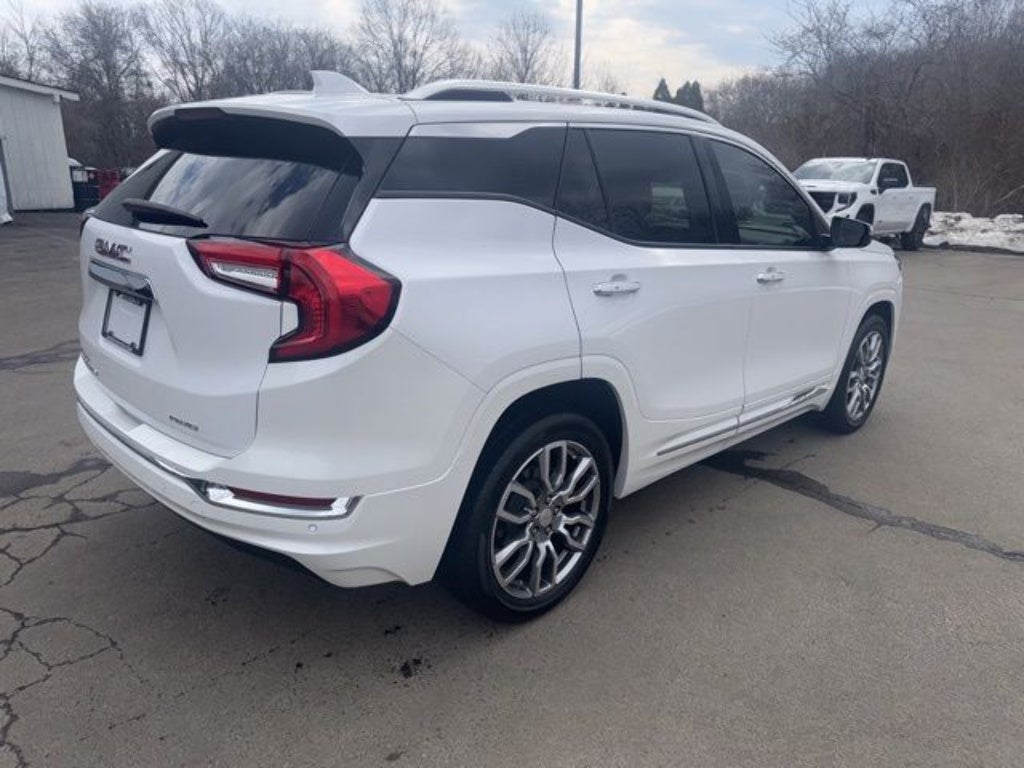 2024 GMC Terrain Denali