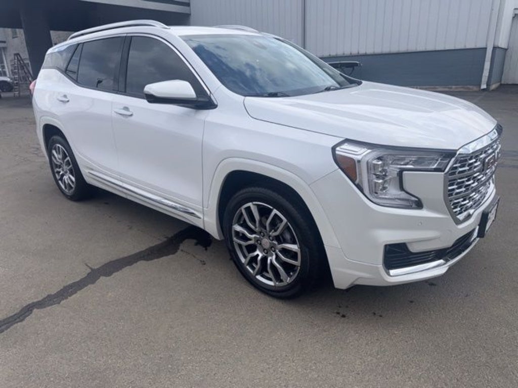 2024 GMC Terrain Denali
