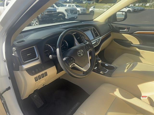 2017 Toyota Highlander Limited