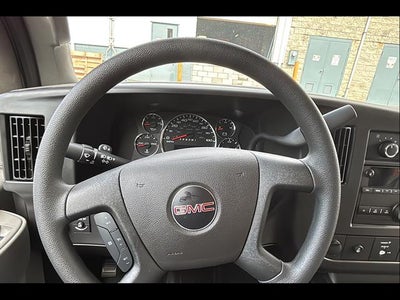 2026 GMC Savana Cutaway 3500 1WT