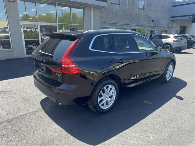 2021 Volvo XC60 T5 Momentum