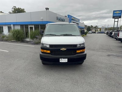 2025 Chevrolet Express Cargo WT