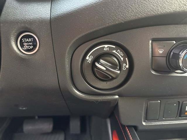 2023 Nissan Frontier Crew Cab PRO-4X 4x4