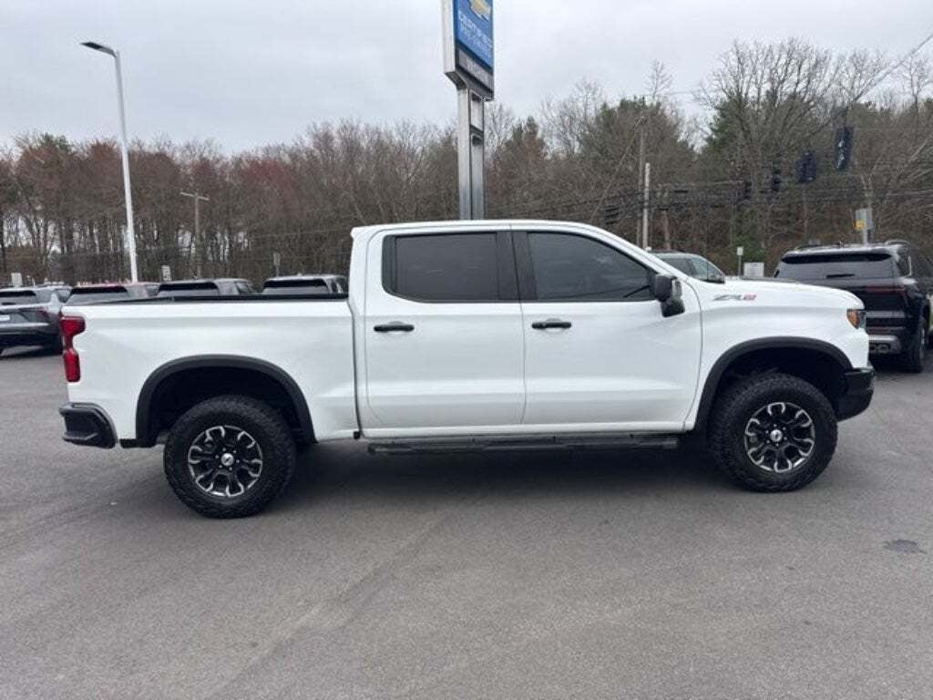 2023 Chevrolet Silverado 1500 ZR2