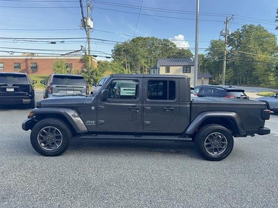 2021 Jeep Gladiator Overland 4x4