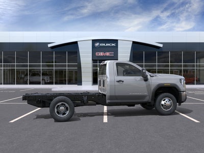 2026 GMC Sierra 3500 HD Chassis Cab Pro
