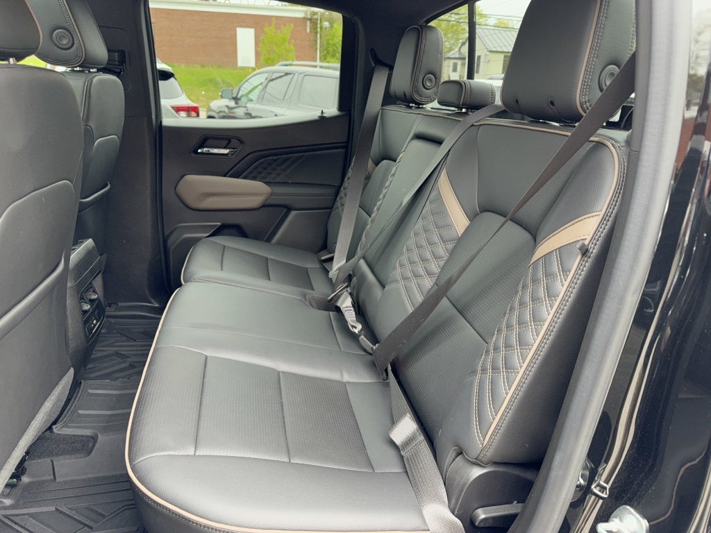 2023 GMC Canyon Denali