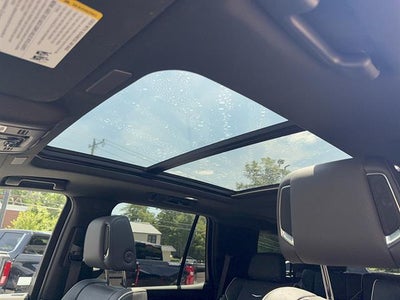2025 Cadillac Escalade Premium Luxury