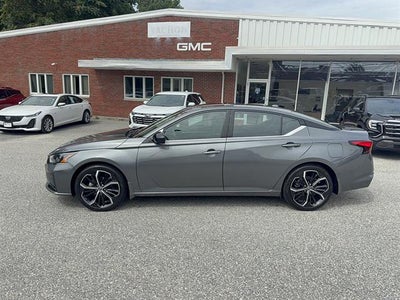 2025 Nissan Altima SR FWD