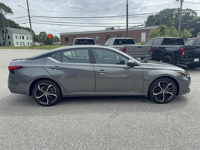 2025 Nissan Altima SR FWD