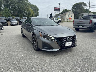 2025 Nissan Altima SR FWD