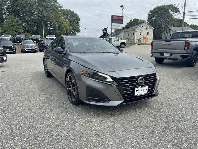 2025 Nissan Altima SR FWD