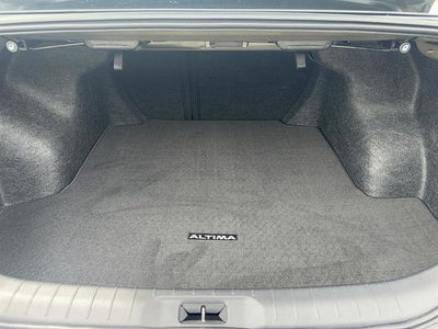 2025 Nissan Altima SR FWD