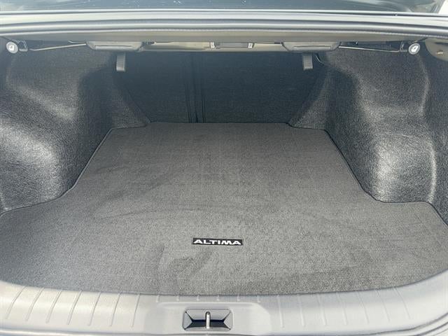 2025 Nissan Altima SR FWD