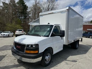 2026 GMC Savana Cutaway 3500 1WT