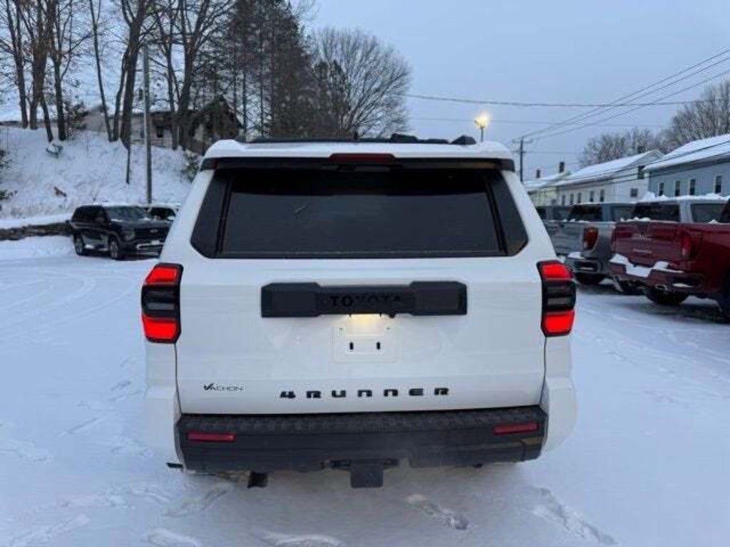2025 Toyota 4Runner SR5