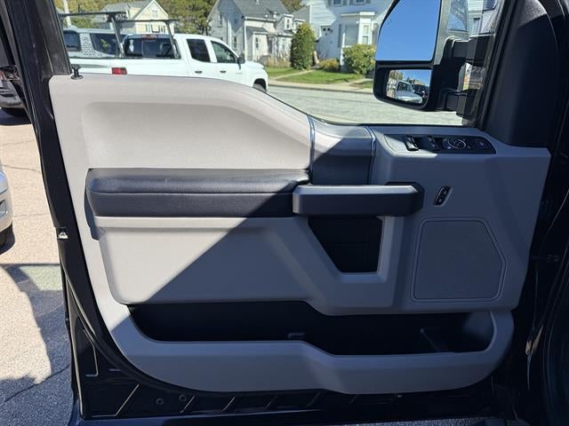 2021 Ford Super Duty F-350 SRW Pickup XLT