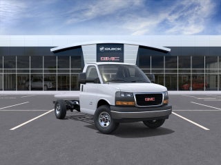 2026 GMC Savana Commercial Cutaway Van 139"