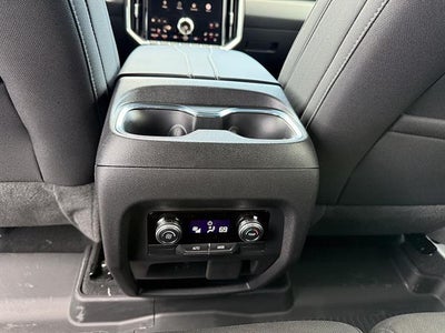 2026 GMC Acadia AWD Elevation