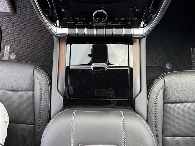 2026 GMC Yukon XL Denali Denali