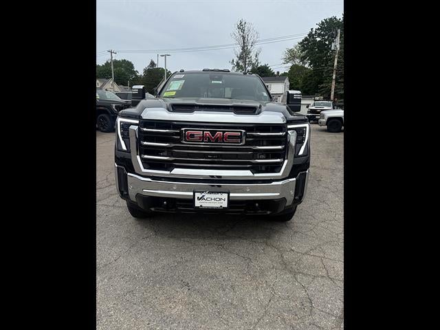 2026 GMC Sierra 4WD Crew Cab Standard Box SLT's photo