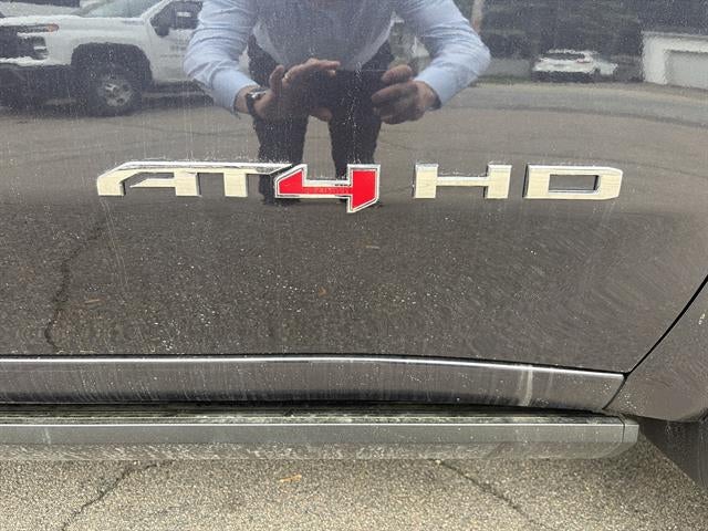 2026 GMC Sierra 2500HD AT4 - Photo 6
