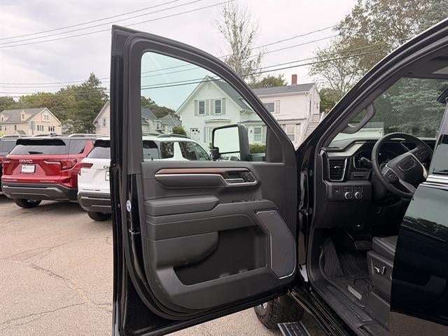2026 GMC Sierra 2500HD Denali