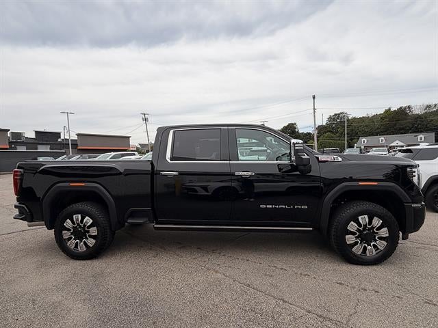 2026 GMC Sierra 2500HD Denali