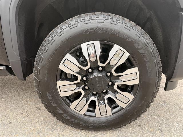 2026 GMC Sierra 2500HD Denali