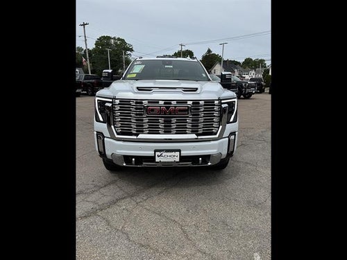 2026 GMC Sierra 2500HD Denali