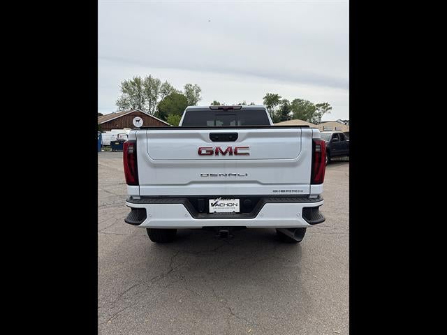 2026 GMC Sierra 2500HD Denali