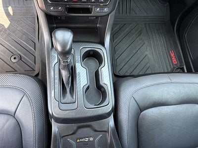 2022 GMC Canyon 4WD AT4 w/Leather