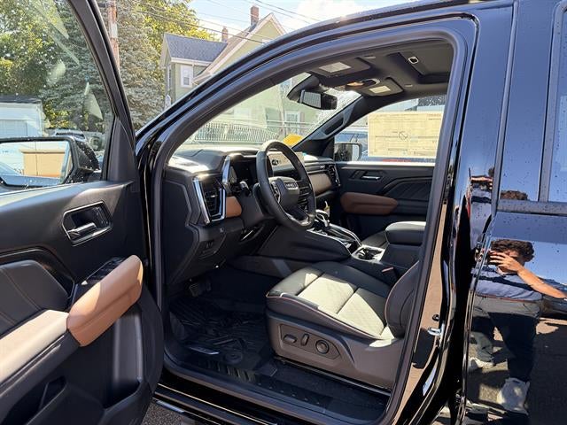 2026 GMC Canyon 4WD AT4