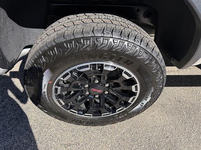 2026 GMC Canyon 4WD AT4