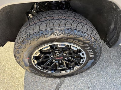 2026 GMC Canyon 4WD AT4