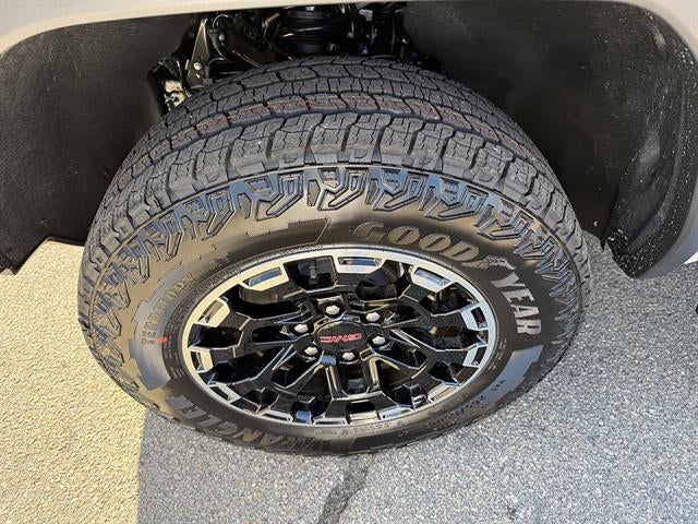 2026 GMC Canyon 4WD AT4