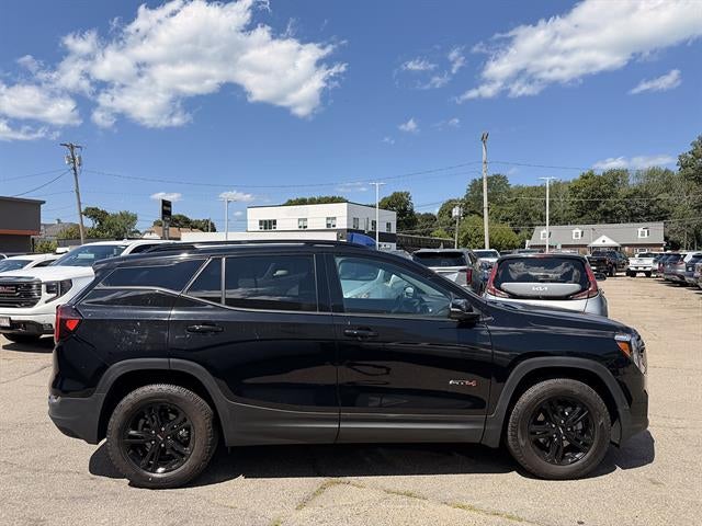 2023 GMC Terrain AT4